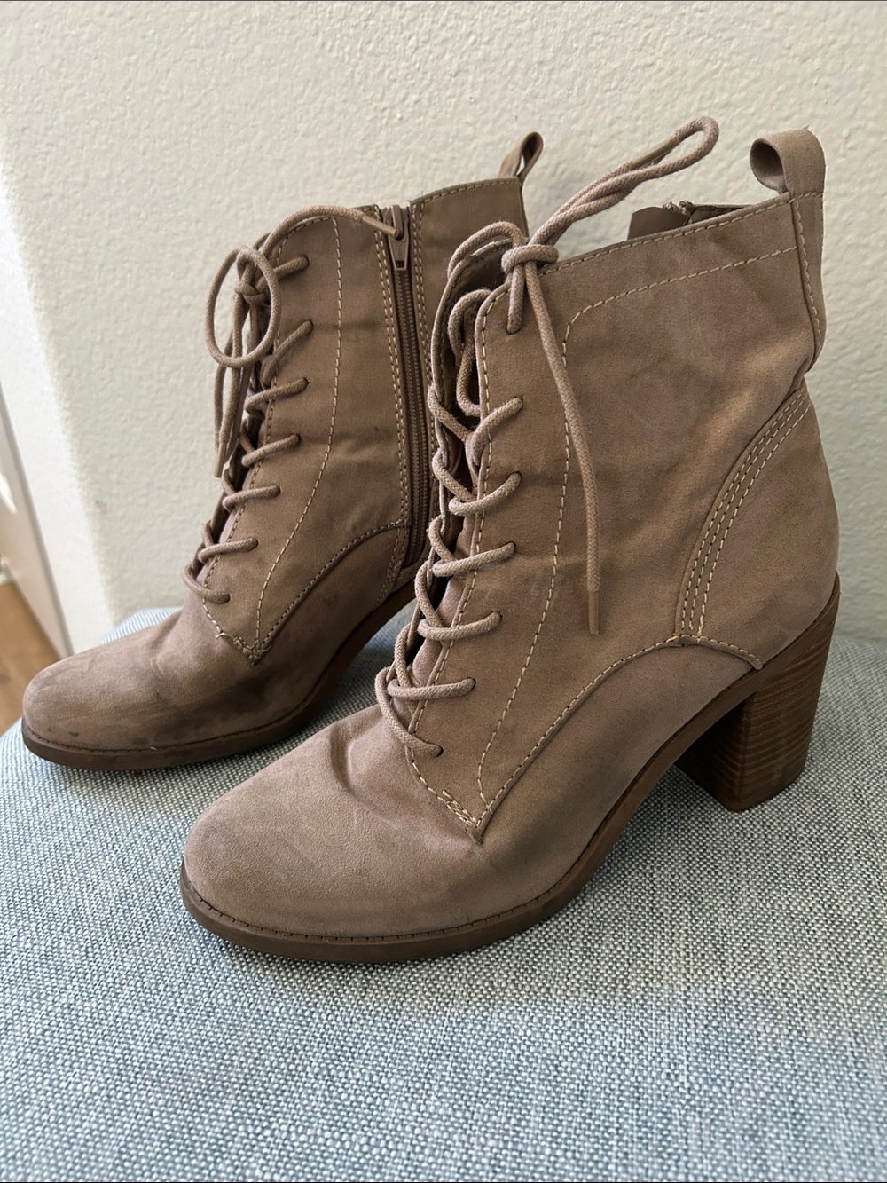 Women's Taupe Lace-Up Block Heel Boots